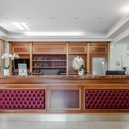 Hotiday Room Collection - Στρέσα Εξωτερικό φωτογραφία